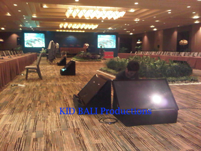 Sewa TV plasma di Bali